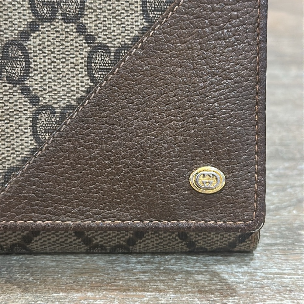 Gucci Wallet Accessory Collection - Picture 3 of 12